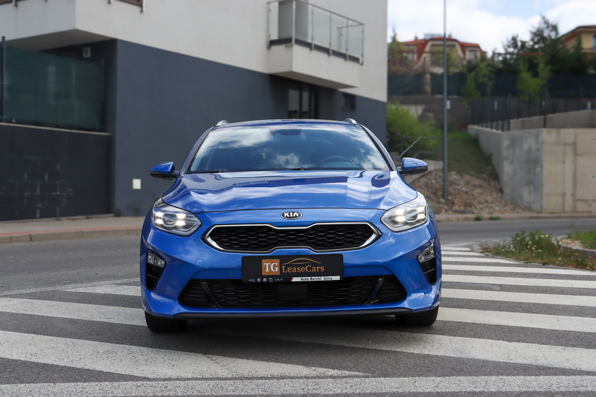 KIA CEED SW 1.6CRDi 100kw - obrázok 5