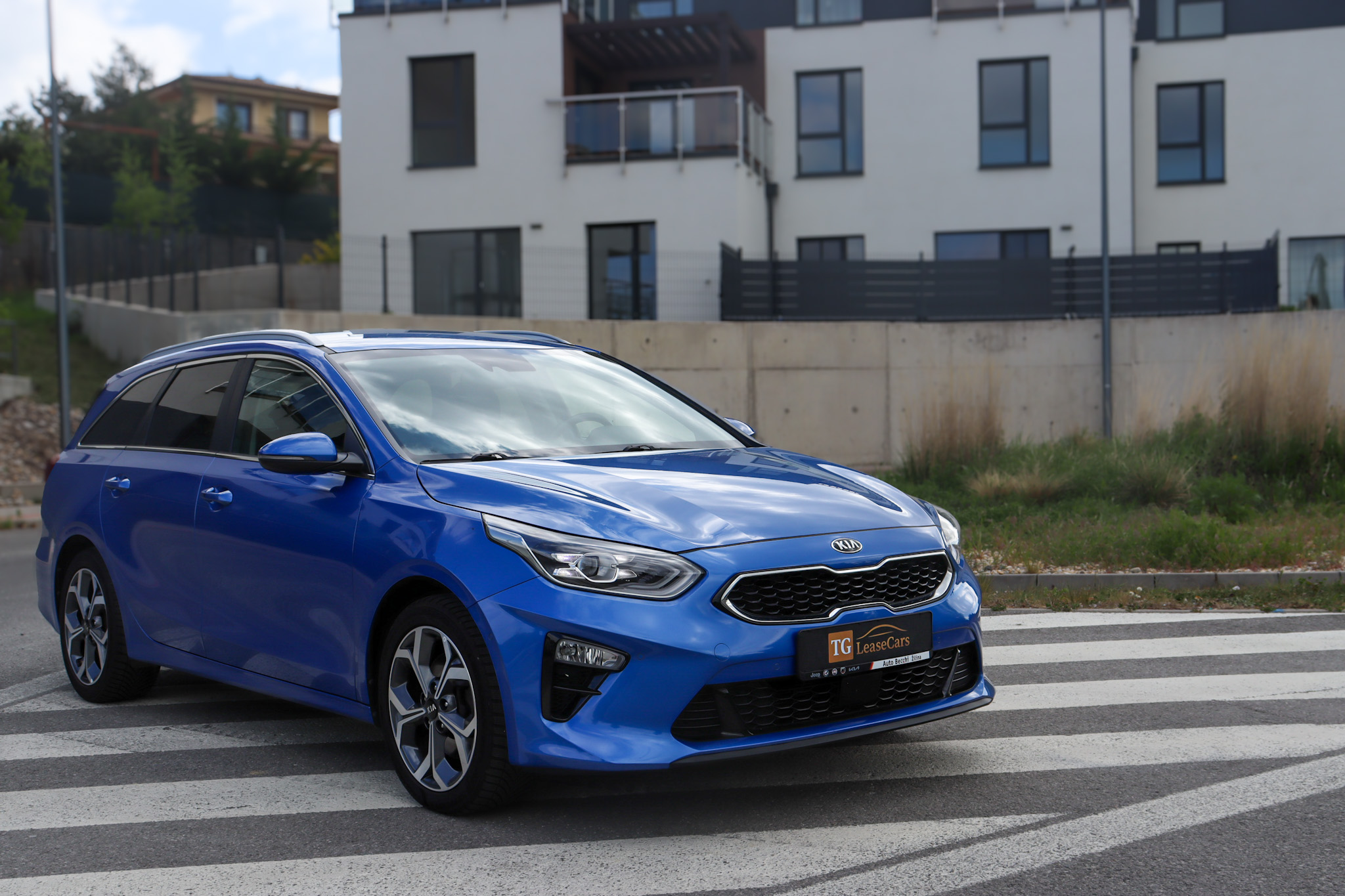 KIA CEED SW 1.6CRDi 100kw - obrázok 7