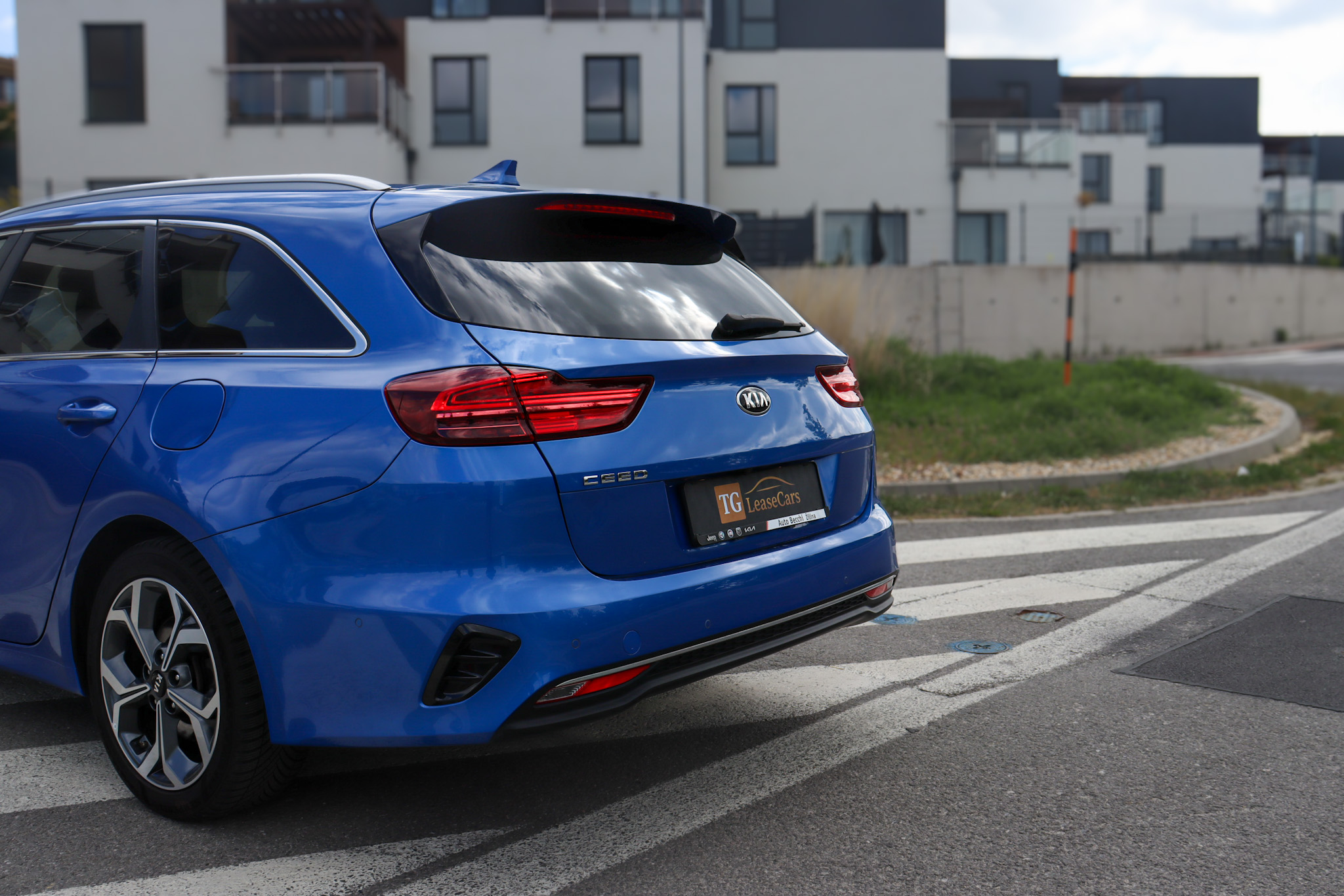KIA CEED SW 1.6CRDi 100kw - obrázok 11