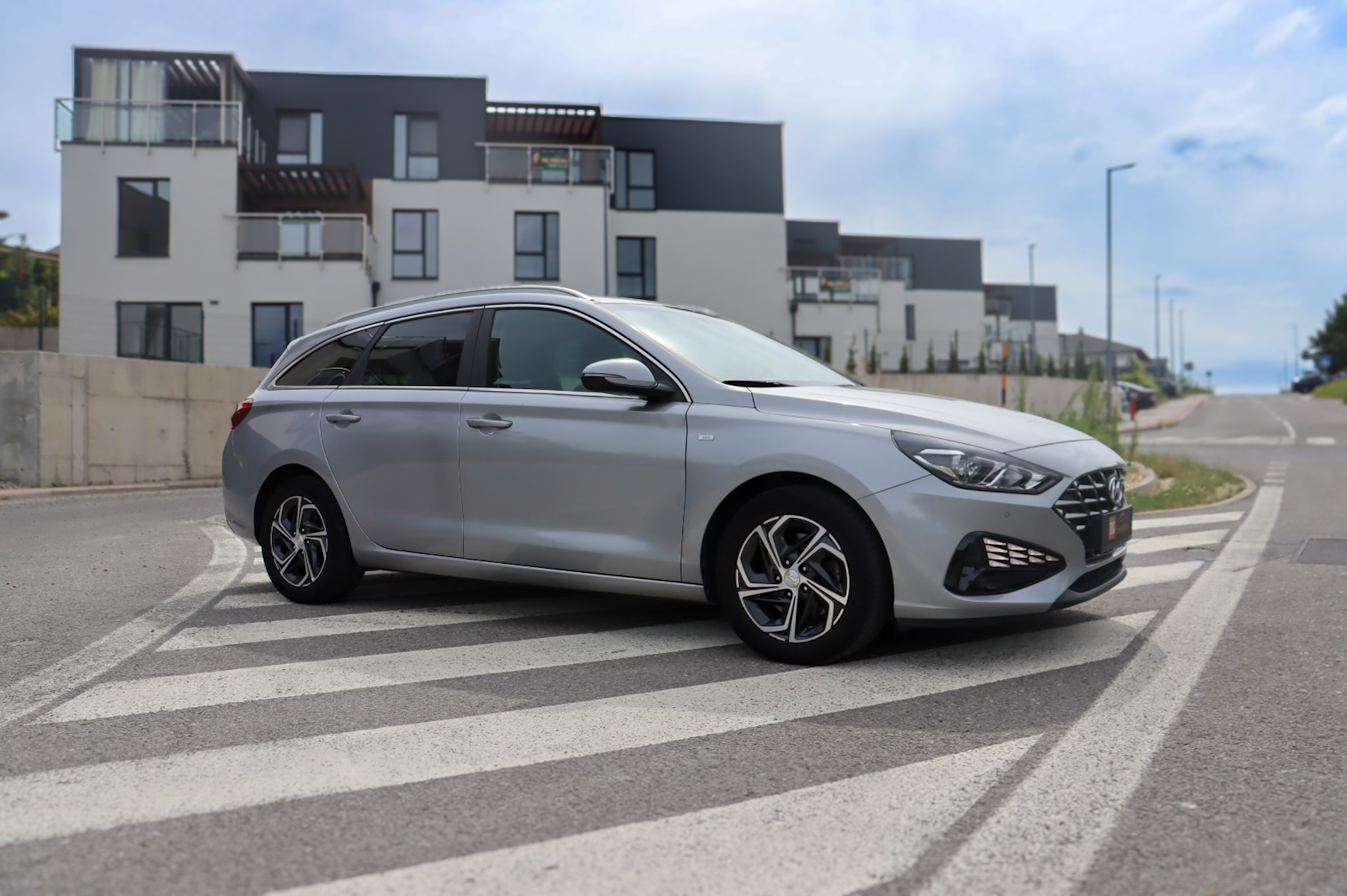 HYUNDAI I30 CW 1.5T-GDi 118kw - obrázok 3