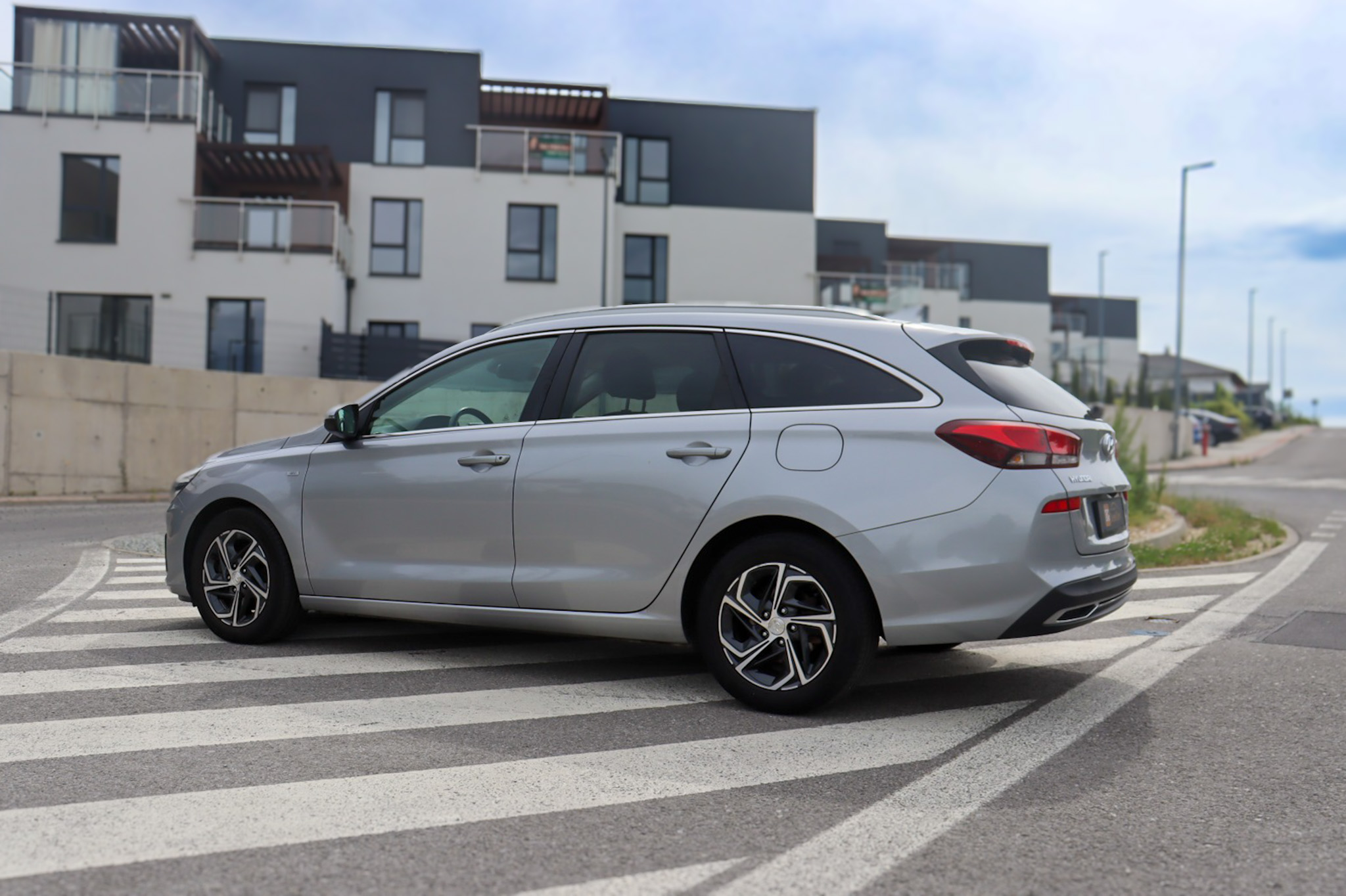 HYUNDAI I30 CW 1.5T-GDi 118kw - obrázok 11