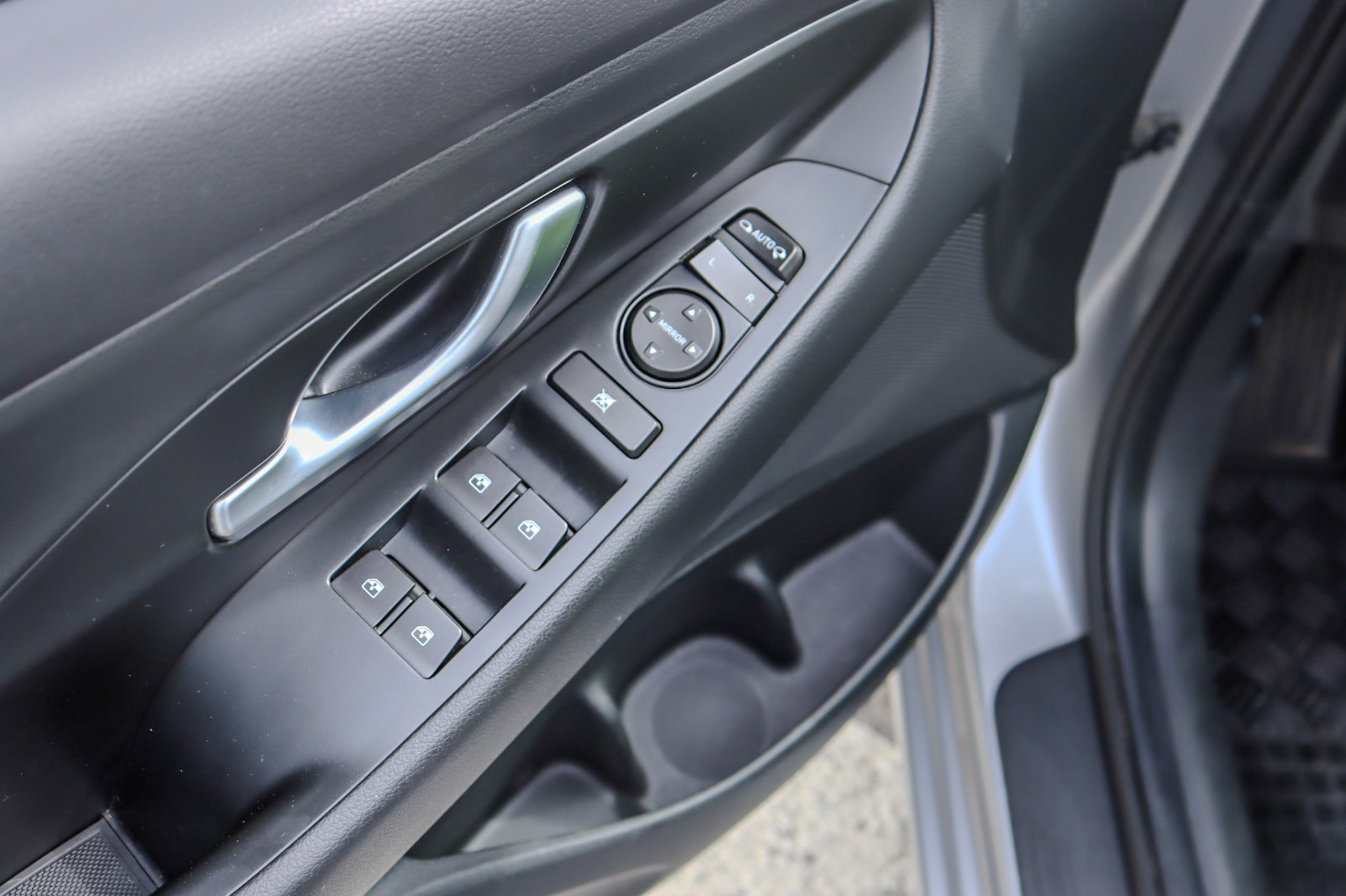 HYUNDAI I30 CW 1.5T-GDi 118kw - obrázok 22