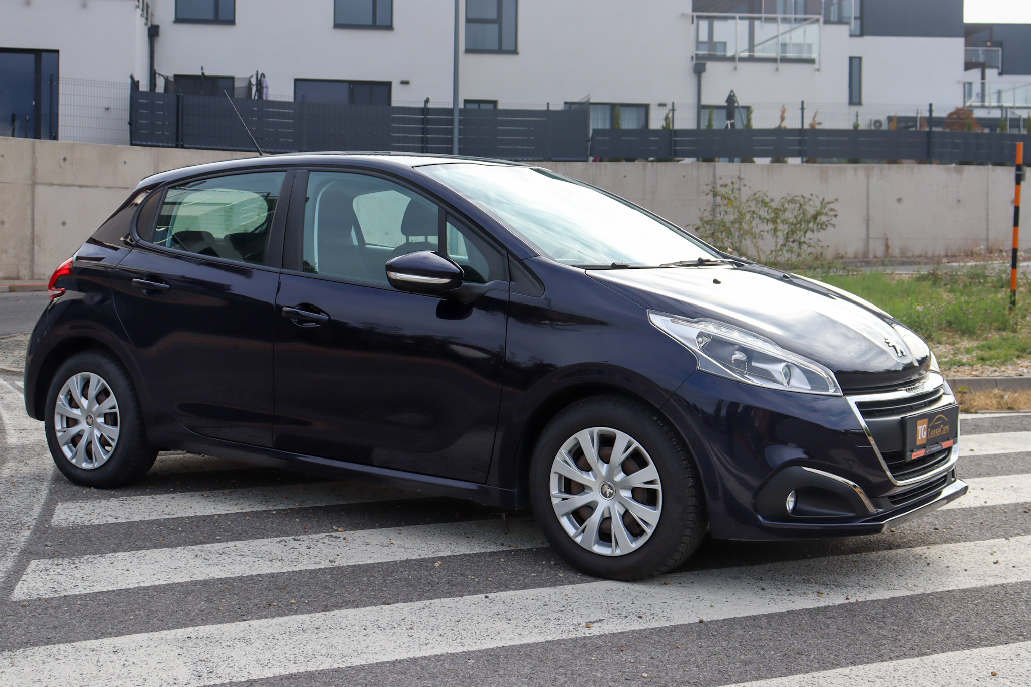Peugeot 208 1.2 Puretech Active - obrázok 1