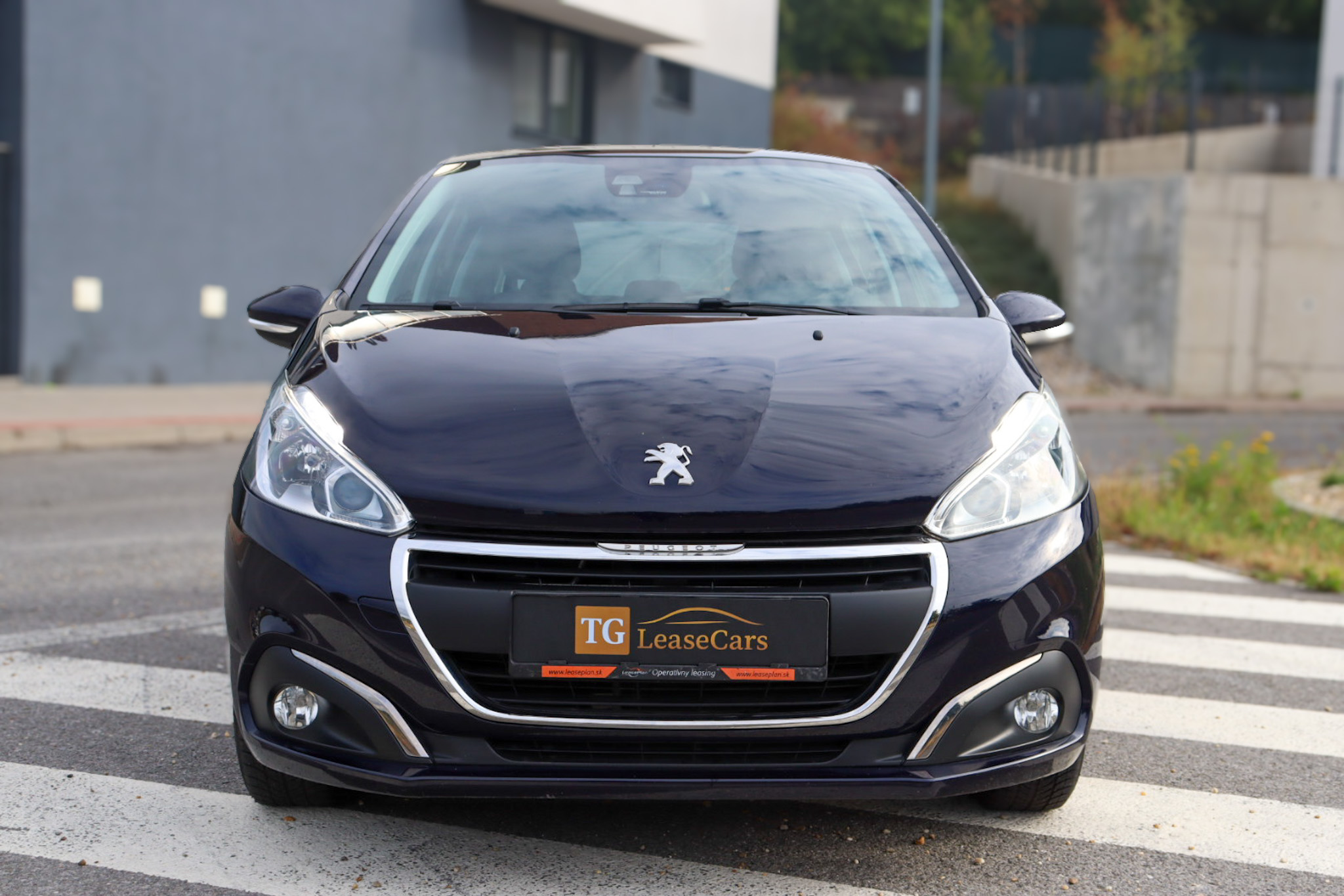 Peugeot 208 1.2 Puretech Active - obrázok 8